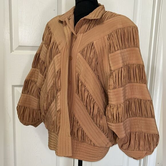 Ann House Silk Tan Quilted Jacket - Picture 4 of 7